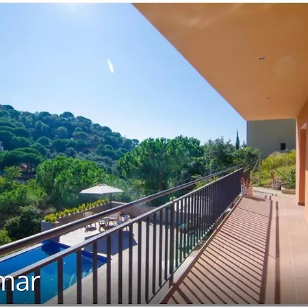 Gleymar Villa *